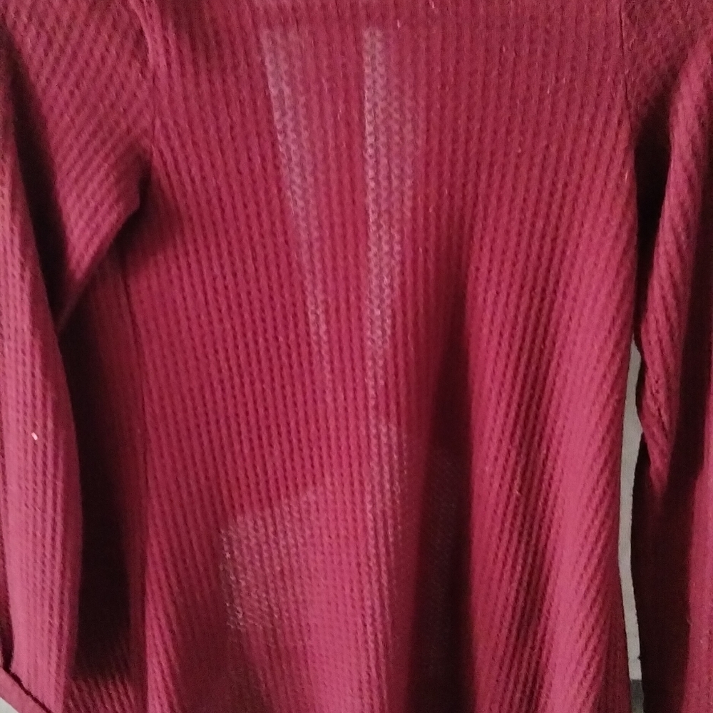 Light weight sweater